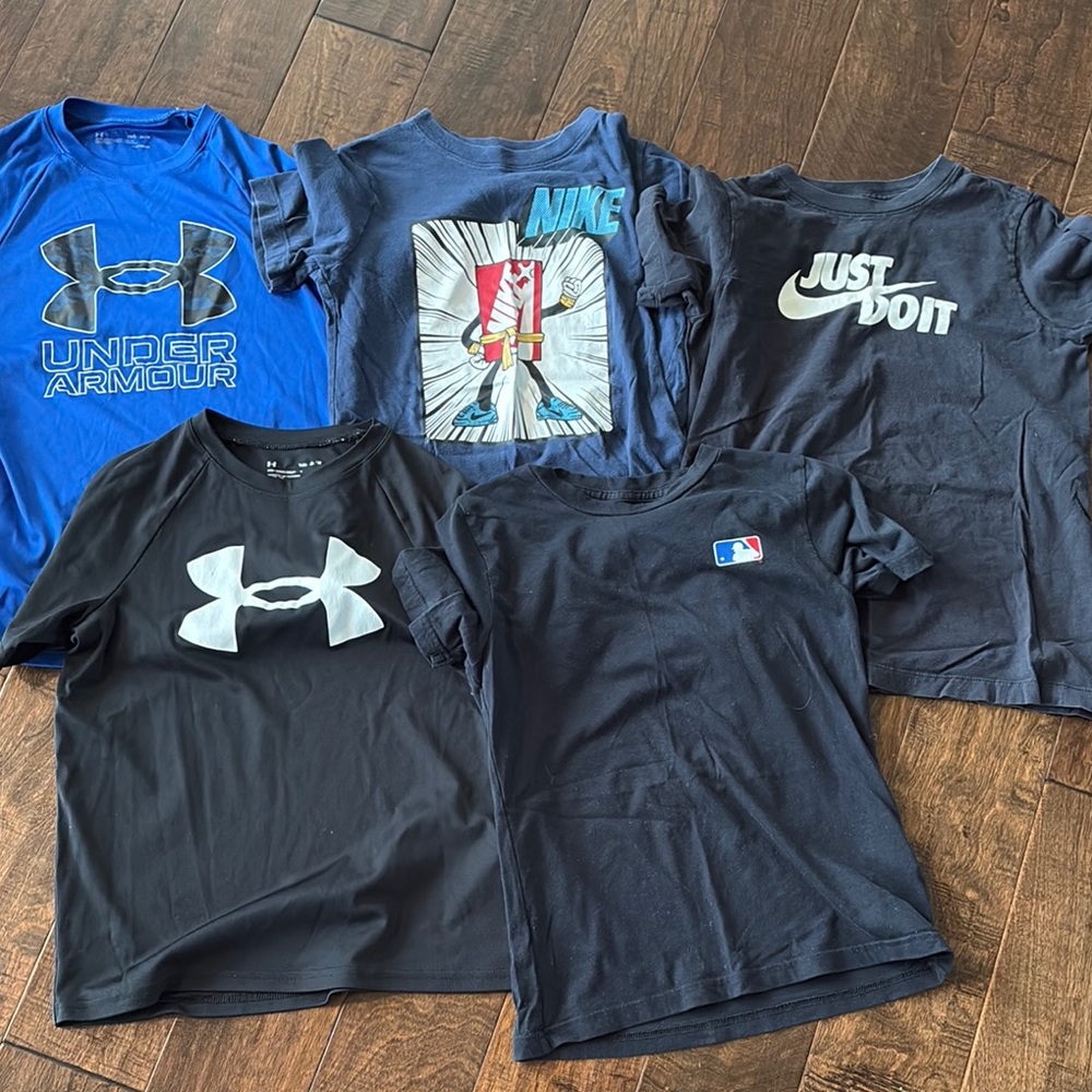 Under Armour Blue and Black Short Sleeve Tees
